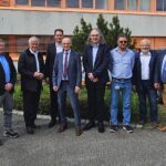 Zuverlässiger Partner seit vielen Jahrzehnten: Landrat Schneider mit kleiner Delegation zu Besuch beim Global Player Elso Elbe GmbH & Co. KG in Hofheim