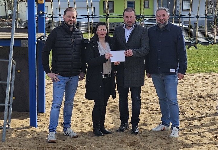 Hohe Förderung aus dem Budget des Netzwerks Seestern für die Erweiterung des Erlebnisspielplatzes im Schonunger Ortsteil Löffelsterz