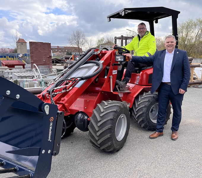 Fahrzeug für den Bauhof Volkach: Die Stadt investiert in einen neuen Teleskoplader
