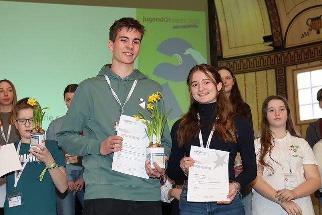 Unterfränkische JungforscherInnen qualifizieren sich für das Jugend Forscht Bundesfinale