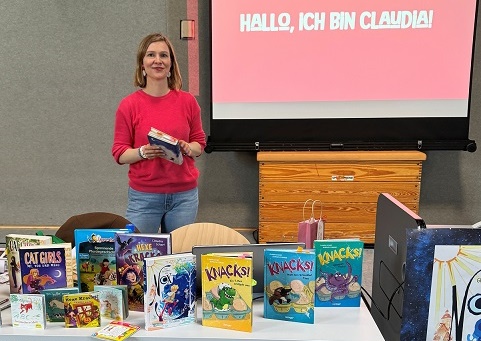 „Nox – Licht, Schatten – Flederratten! “: Bad Kissinger Kinderbuchautorin Claudia Scharf liest in der Sinnberg-Grundschule