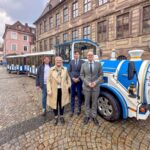 Das Bad Kissinger Kurbähnle ist zurück: Die Tradition in Blau-Weiß lebt wieder auf!