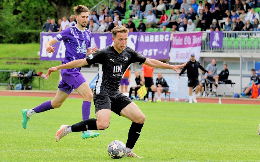 Zulassungsverfahren zur Teilnahme an der Regionalliga Bayern 2025/26: Neun Bayernligisten bewerben sich