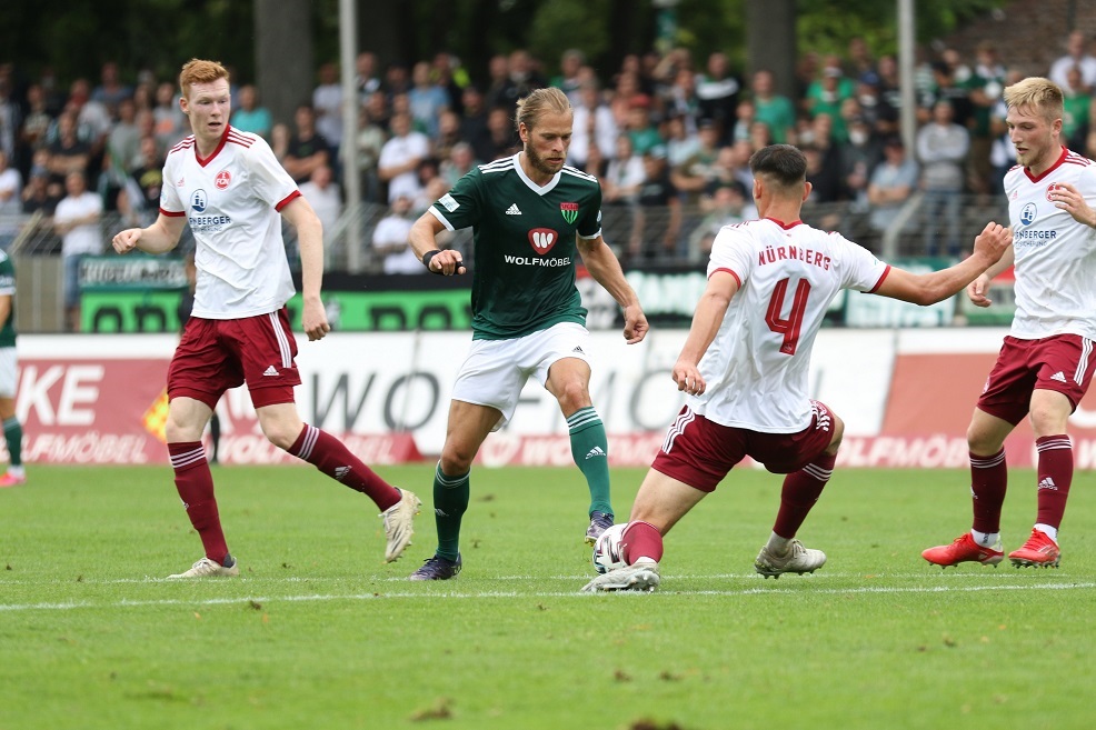 Meisterliche Leistung der Schnüdel in Nürnberg: Nun hat der Aufstiegszug richtig Fahrt aufgenommen