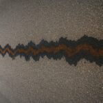 Zwei Ölspuren im Stadtgebiet Schweinfurt: Die Polizei sucht nun den Verursacher