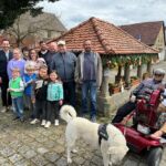 Osterbrunnen in Gochsheim und Weyer als Zeichen von Gemeinschaft und gelebten Werten