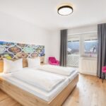 NEIGSPITZT in die neuen Gästezimmer!: So waren feierliche Einweihung und Tag der offenen Tür im Brauerei-Gasthof Kundmüller in Weiher