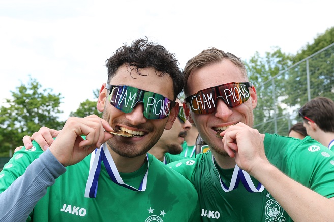 Kurz nach dem Relegations-Schock muss Abtswind Eichstätt bei der Meisterfeier zusehen