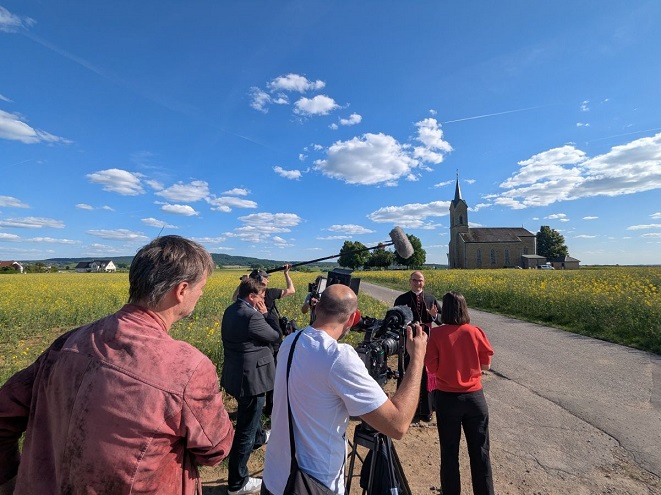 BR-„Stationen“: „Ein neuer Papst“ – Dreh mit Bischof Dr. Franz Jung in Bischwind