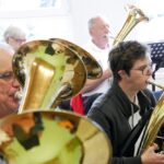 Musik verbindet Menschen mit und ohne Behinderung: Inklusiver Instrumentalworkshop in der Lebenshilfe-Werkstatt Augsfeld