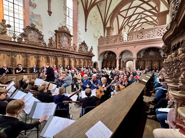 Vier Ensembles sorgen für musikalischen Hochgenuss: Stehende Ovationen bei der Gitarrenserenade in der Kartause Astheim
