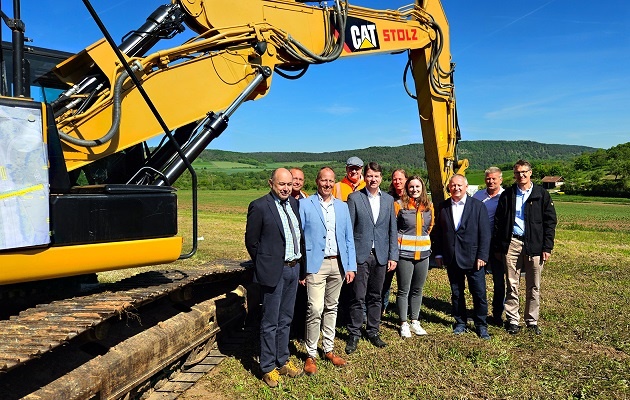 Kreisverkehr Langendorf: Ab sofort rollen die Bagger, Baumaßnahme dauert etwa ein Jahr, Verkehrssicherheit wird deutlich erhöht