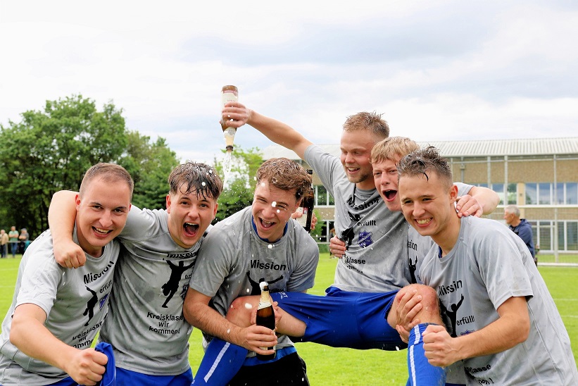 Schlusslicht Sandberg dreht den zweimaligen Rückstand gegen Mellrichstadt und bleibt Kreisklassist