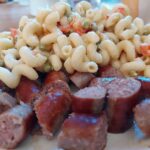 Bleib daheim und ess´ zuhaus´: Bratwurst-Geschnetzeltes mit Nudelsalat in Schonungen