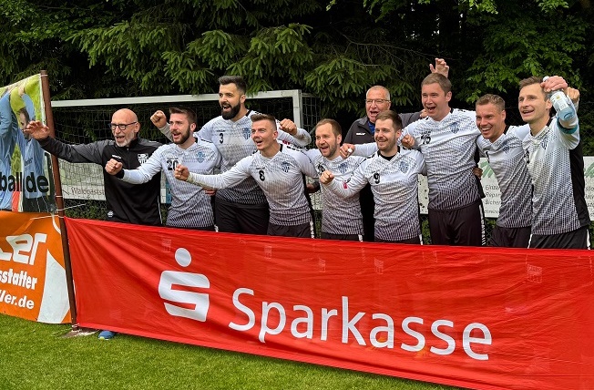 5:3-Heimerfolg in hitziger Partie: TV Oberndorf ringt den TV Stammheim in acht Sätzen nieder