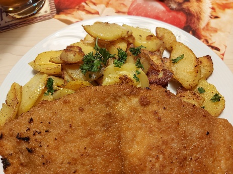 Fahr mal hin und kehr mal ein: Warum nicht mal ein Flechterla zum Schnitzel und zur Currywurst?