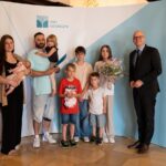 Isabella Rose aus Bad Kissingen hat mit Bundespräsident Frank-Walter Steinmeier einen Ganz besonderen Paten