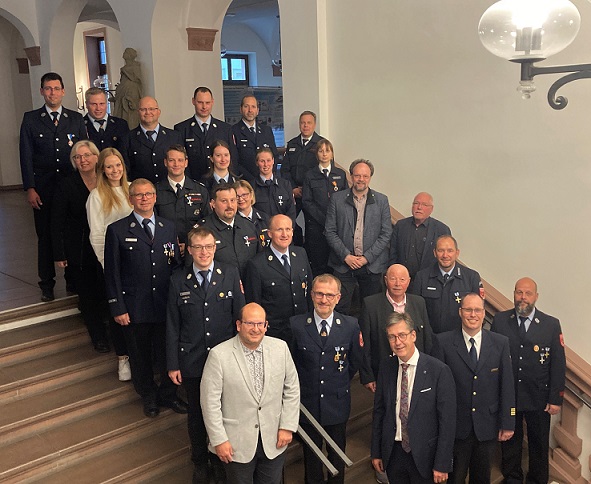 Ehrungen und Wertschätzung für verdiente Mitglieder der Freiwilligen Feuerwehr