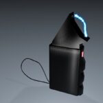 Älterer Mann mit Elektroschocker gesichtet: Das bedeutet eine Anzeige nach dem Waffengesetz