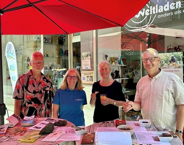 Der Landkreis unterstützt den Weltladen im Rahmen seiner Bewerbung zum Fairtrade-Landkreis