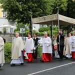 Glaubenszeugnis auf den Straßen: Prozessionen an Fronleichnam in Würzburg, Aschaffenburg und Schweinfurt