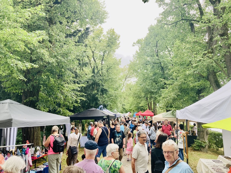 Flanieren in der wunderschönen Allee Gerolzhofens: „Kunst + Kulinarisches“ am 29. Juni