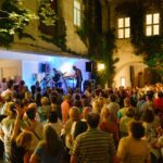 Volkacher Lebensart in der Altstadt: Das kulinarisch-musikalische Winzerhof-Festival