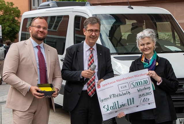 Kleinbus hilft Verwundeten: Unterstützung aus Würzburg für für Lutsk und Lviv