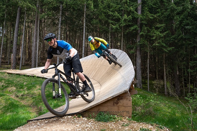 Kilometer Mountainbike-Dorado für Anfänger und echte Könner rund um Neumarkt