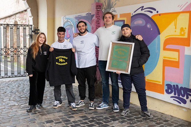 Zeigen, dass man sich für Geflüchtete einsetzt: b-hof initiiert Projekt für integrative Sozialarbeit