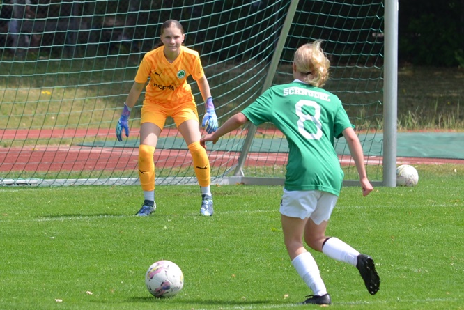 Schnüdel-Mädels „versauen“ Fürth die Meisterschaft – und die U16 des FC 05 spielt torlos