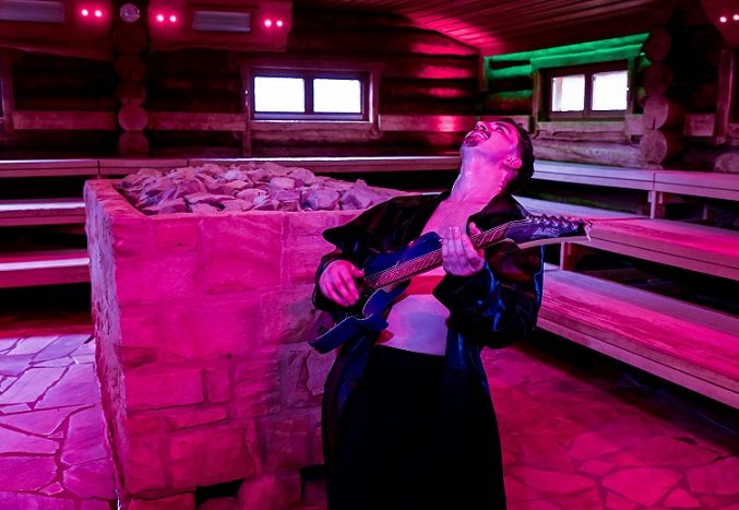 Das Event „Rockin’ all night long“ mit langer Saunanacht lockt nach Bad Staffelstein in die Obermain-Therme