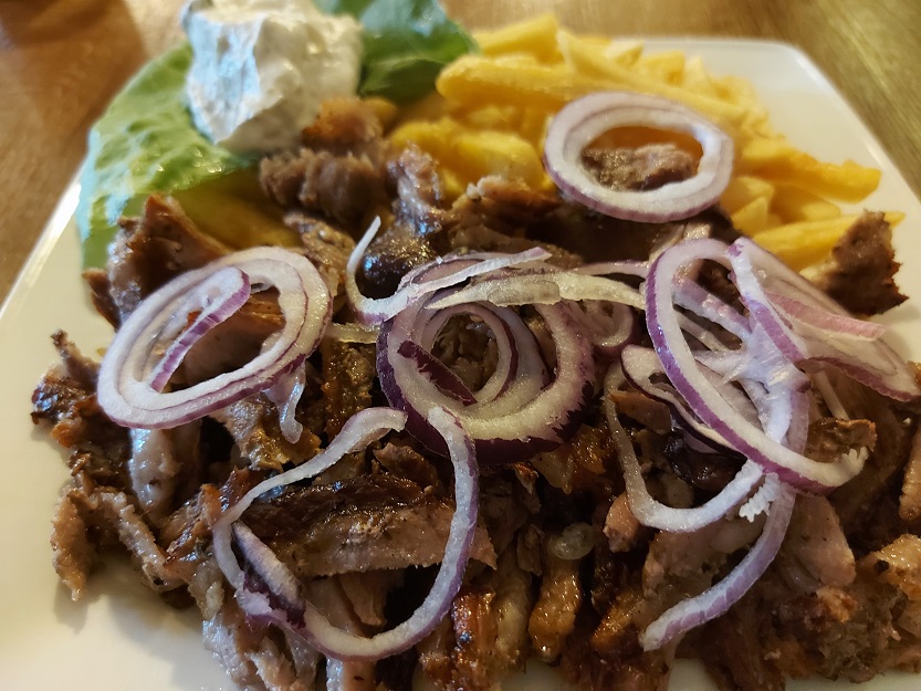 Fahr mal hin und kehr mal ein wie Gott in Athen: Das Gyros-Paradies in der Sonne