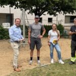 Mehr Schatten, länger Spaß haben: Vier weitere Sonnensegel auf den Rafelder Spielplätzen