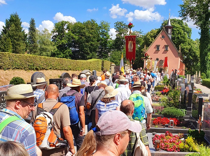 Herzliche Einladung an alle Interessierten: Die Volkacher Wallfahrt nach Burgwindheim findet am 28. und 29. Juni 2025 statt