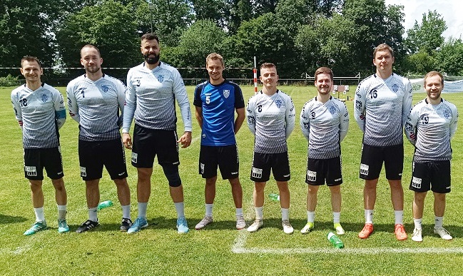 Neues vom Faustball: TVO-Herren stehen unter den Top-Vier, die Damen schlagen überraschend Käfertal