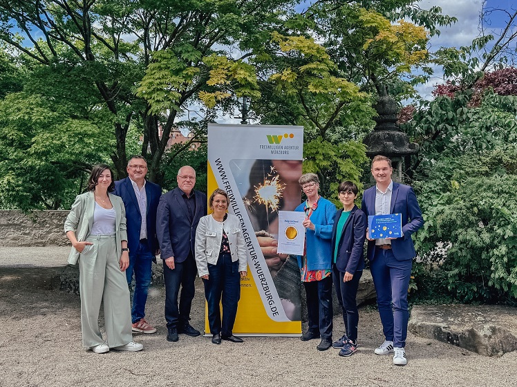 Große Freude in der Freiwilligenagentur Würzburg – sie erhält das bagfa Qualitätssiegel