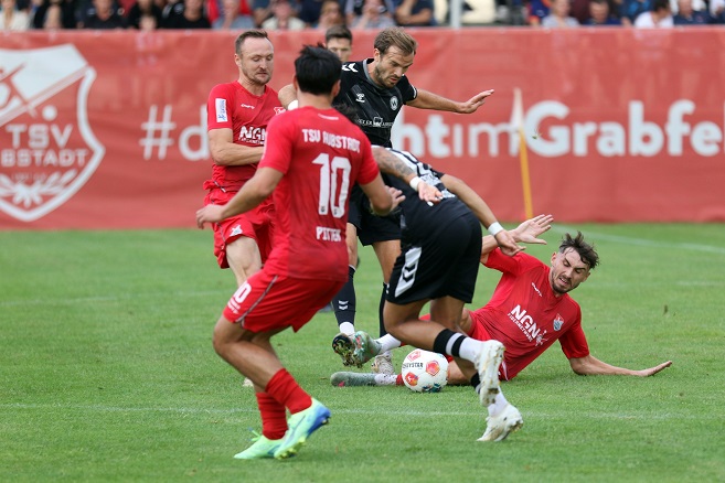 Fehlstart für Aubstadt, ein noch schlimmerer für Aschaffenburg – aber die Kickers triumphieren – VIELE FOTOS!