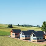 Idyllisch grüne Auszeit mit luxuriösem Komfort in den „Auszeit Chalets“ in Schönsee