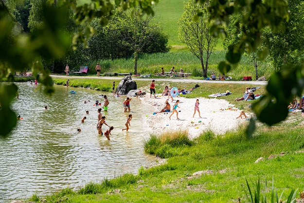 Wasserspaß oder erfrischendes Kneippe: Die Ferienregion Nationalpark Bayerischer Wald kühlt die heißen Sommertage