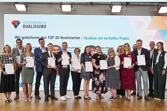 THWS-Absolvent Lukas Kinne unter den Top-20-Nominierten bei der „Dualissimo“-Preisverleihung