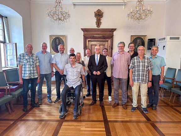 Bad Kissingen Oberbürgermeister ehrt Dienstjubilare und verabschiedet Ruheständler