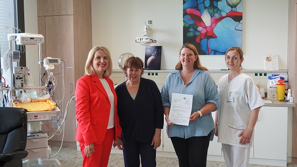 Der Landkreis Kitzingen erhält eine Förderung für die geburtshilfliche Hebammenversorgung