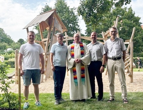 Ein Ort für Begegnung, Bewegung und Begeisterung: Feierliche Eröffnung des neuen Spielplatzes in Hergolshausen