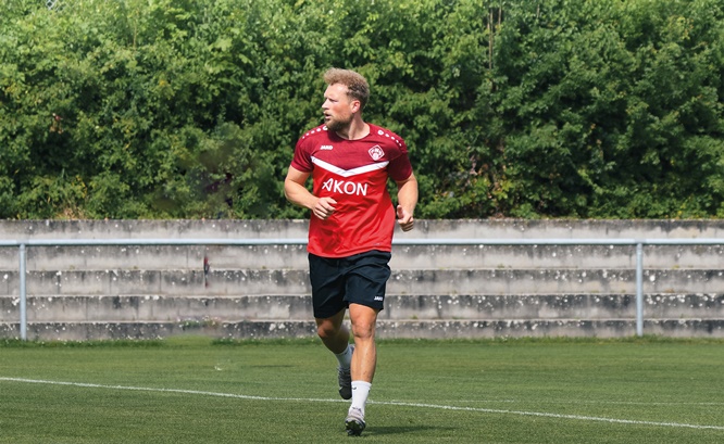 Offensivspieler und Ex-Schnüdel Patrick Hofmann schließt sich den Würzburger Kickers an