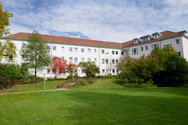 Anscheinend werden nicht alle kommunalenpolitischen Möglichkeiten zur Rettung der Haßberg-Klinik Ebern ausgeschöpft