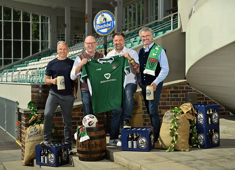 Neue Partner: Mönchshof BrauSpezialitäten und 1. FC Schweinfurt 05 stoßen auf Zusammenarbeit an!
