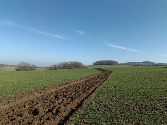 Wasserrückhalt in der Landwirtschaft: Praktische Anleitungen der Umweltstation Kitzinger Land zur Wasserspeicherung