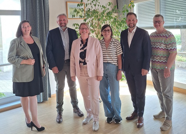 Martina Braum ist nun auch offiziell für die SPD Bürgermeisterkandidatin in Röthlein