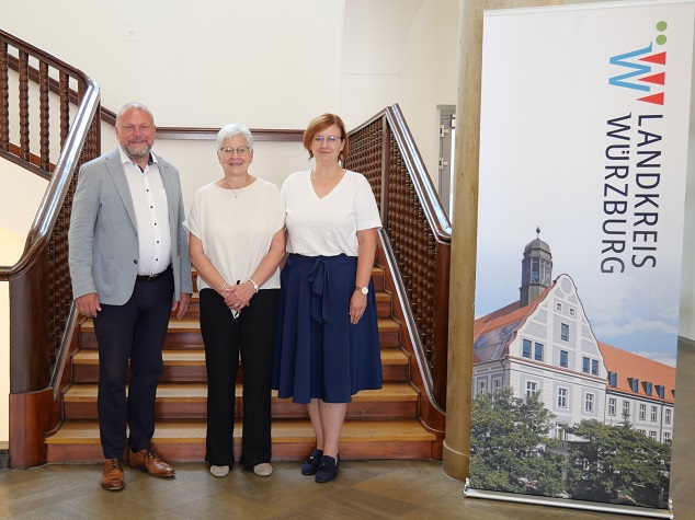 Dank für jahrzehntelanges Engagement: Ehrungen und Verabschiedungen am Landratsamt Würzburg